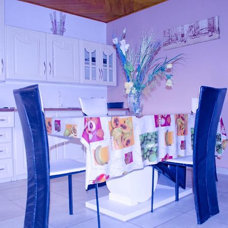 Residence Hoteliere Borel Denver Дуала Екстер'єр фото